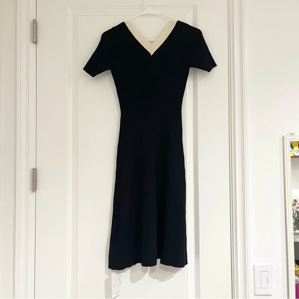 Knit Short Sleeve Midi Dress - Picture 2 of 6